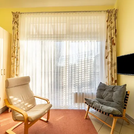 Elegant Eingerichtete *